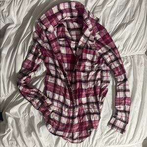 Aeropostale Pink Plaid Button Down Shirt